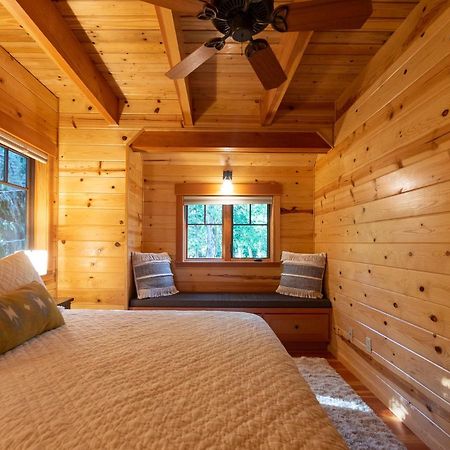 On The River Wooded Bliss Cabin Near Loloma McKenzie Bridge 外观 照片