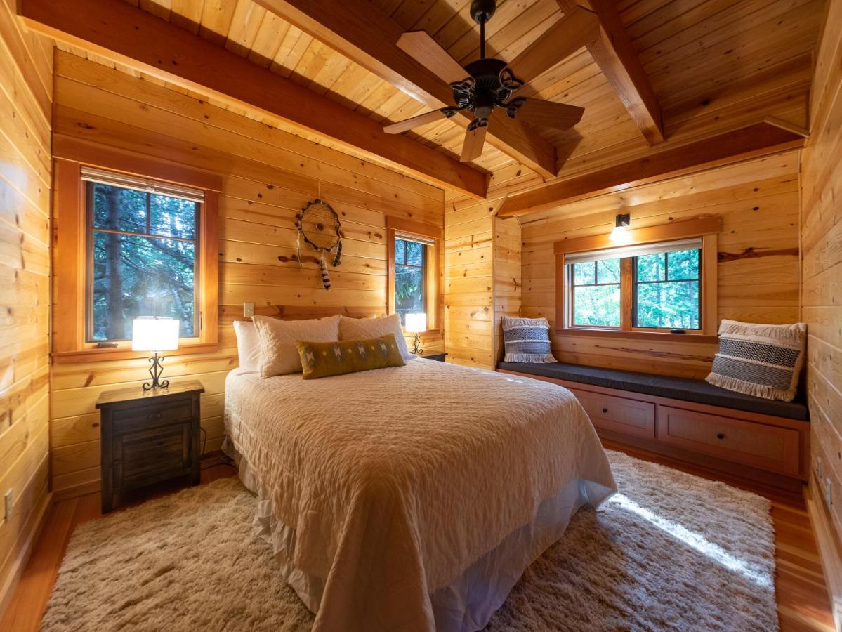 On The River Wooded Bliss Cabin Near Loloma McKenzie Bridge 外观 照片