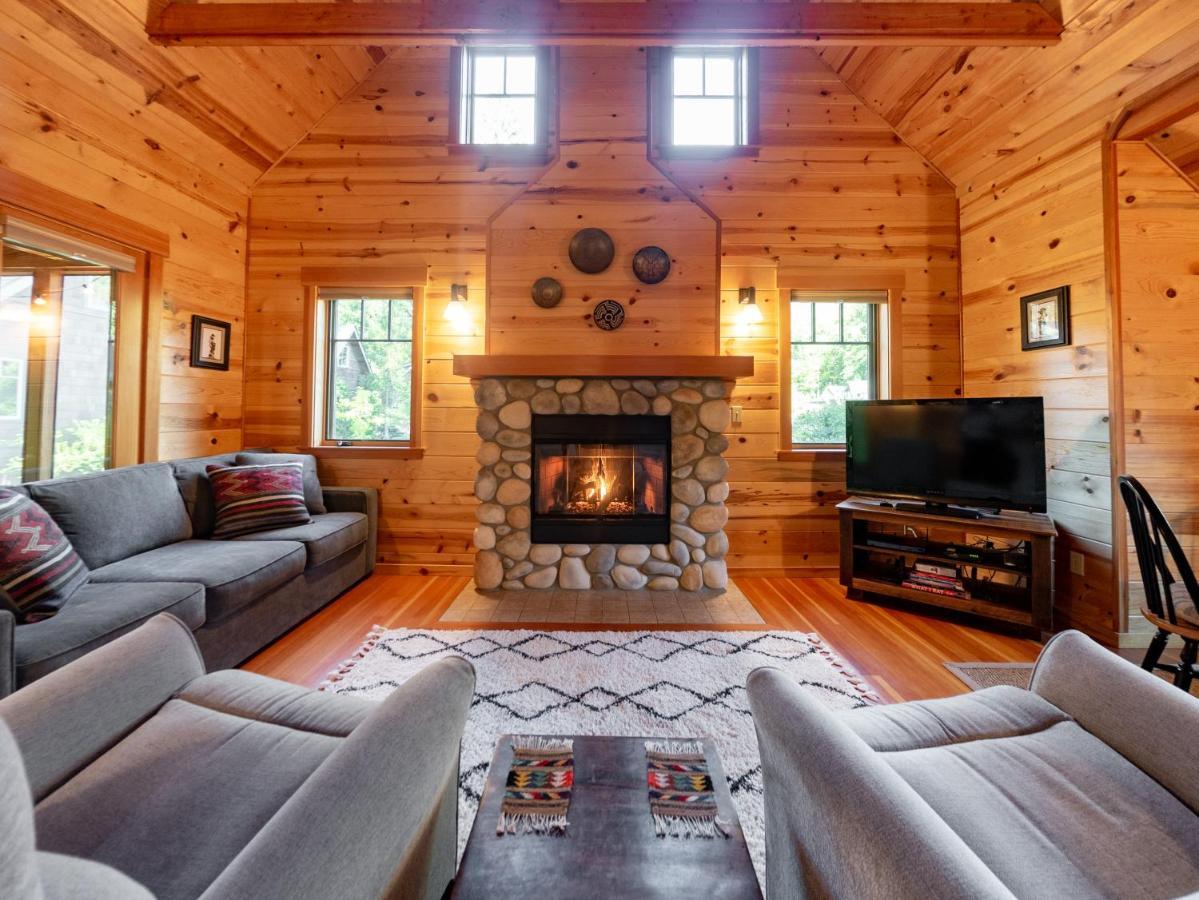 On The River Wooded Bliss Cabin Near Loloma McKenzie Bridge 外观 照片